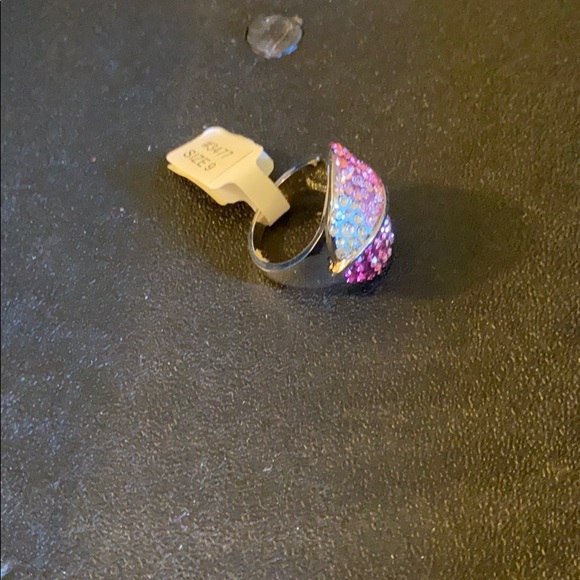 Ring - Picture 2 of 3